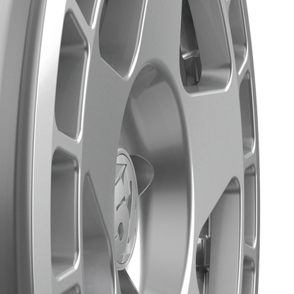 fifteen52 Turbomac 17X7.5 / 5x112 BP / 40mm ET / 66.56mm CB / 5.8in BS / Speed Silver Wheel
